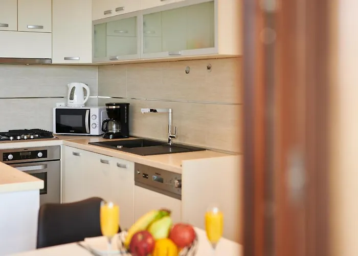Lucia Apartment *