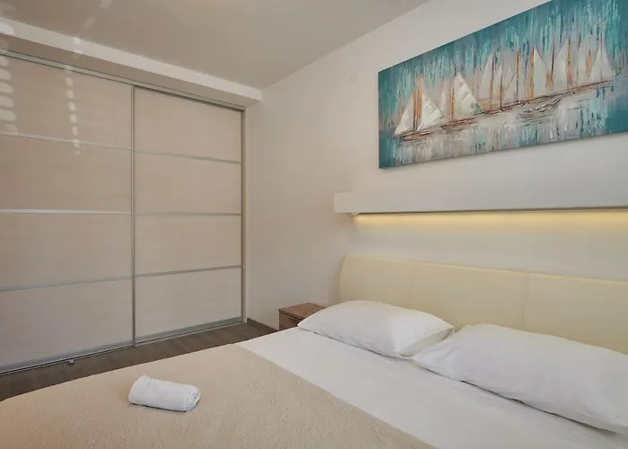 Lucia Apartment