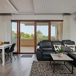 Lucia Apartman Cavtat